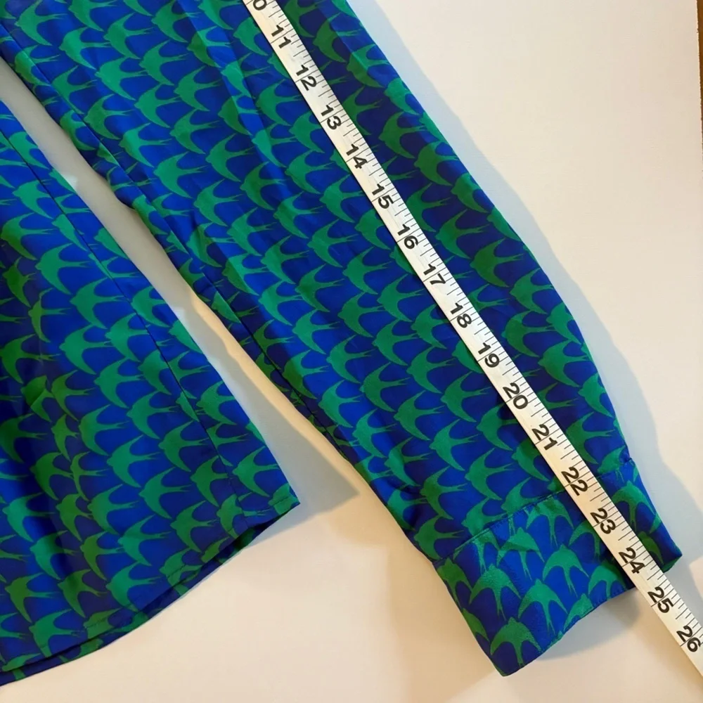 Banana Republic Blue and Green Blouse - Picture 11 of 11